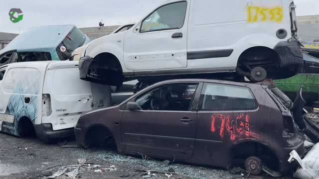 Voiture accidentée épave